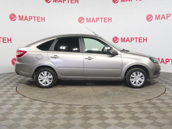 Lada (ВАЗ) Granta I Рестайлинг с пробегом 2022 года, цена 760 000 рублей, 45692 км, лифтбек, Автокод Объявления