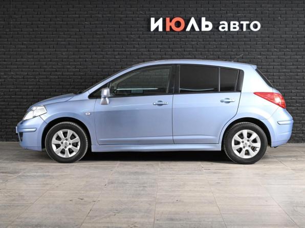 Nissan Tiida I Рестайлинг с пробегом 2011 года, цена 650 000 рублей, 176171 км, хэтчбек, Автокод Объявления