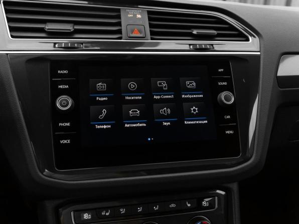 Volkswagen Tiguan II с пробегом 2019 года, цена 2 490 000 рублей, 120864 км, внедорожник, Автокод Объявления