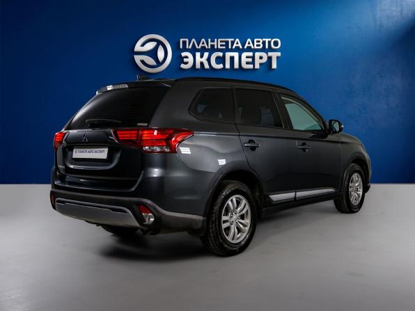 Mitsubishi Outlander III Рестайлинг 3 с пробегом 2022 года, цена 2 720 000 рублей, 55461 км, внедорожник, Автокод Объявления