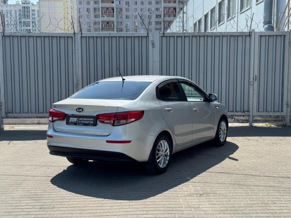 Kia Rio III Рестайлинг с пробегом 2015 года, цена 799 000 рублей, 200792 км, седан, Автокод Объявления