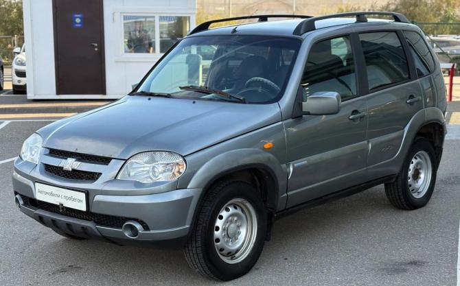 Chevrolet Niva I Рестайлинг с пробегом 2010 года, цена 357 000 рублей, 180000 км, внедорожник, Автокод Объявления