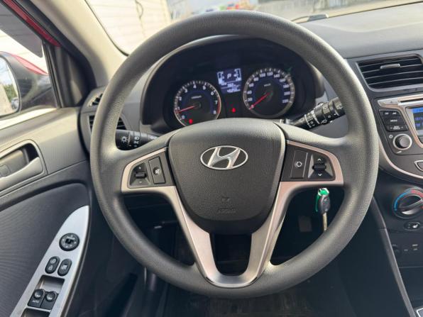 Hyundai Solaris I Рестайлинг с пробегом 2015 года, цена 1 177 000 рублей, 45256 км, хэтчбек, Автокод Объявления