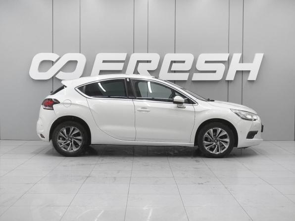 Citroen DS4 с пробегом 2013 года, цена 950 000 рублей, 69946 км, хэтчбек, Автокод Объявления