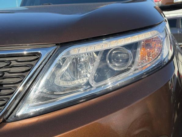 Kia Sorento II Рестайлинг с пробегом 2017 года, цена 2 300 000 рублей, 51000 км, внедорожник, Автокод Объявления