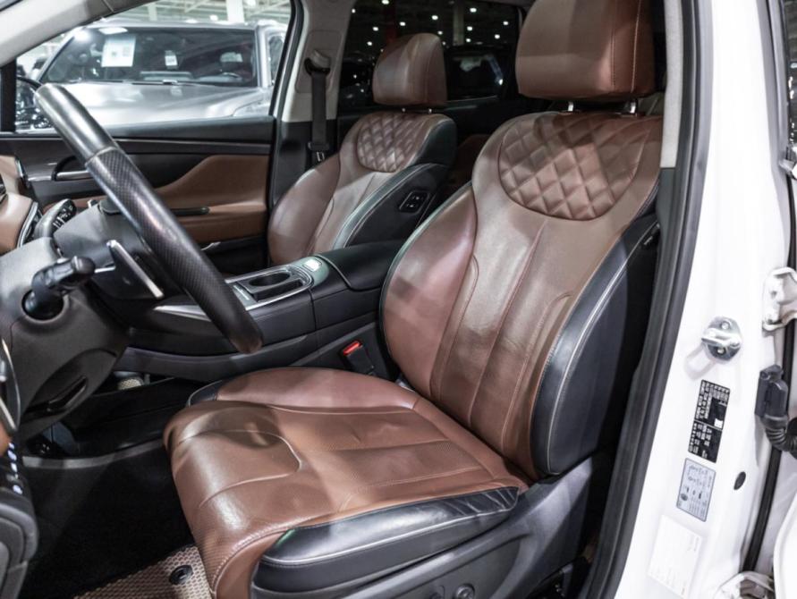 Hyundai Santa Fe IV Рестайлинг Санкт-Петербург  - изображение 19