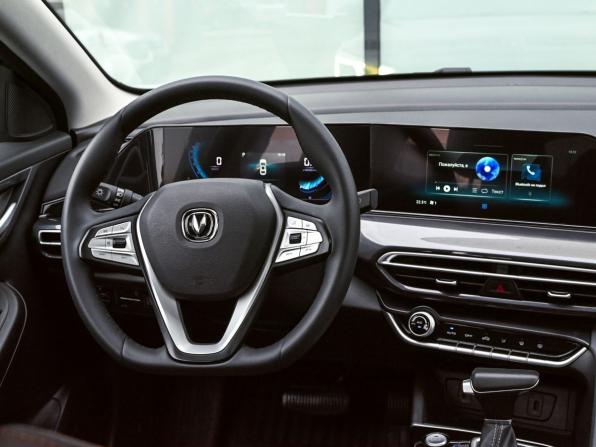 Changan Eado Plus с пробегом 2023 года, цена 1 545 000 рублей, 12500 км, седан, Автокод Объявления