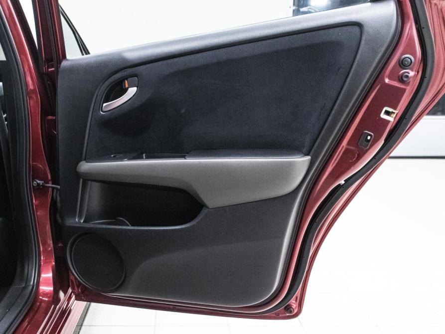 Honda Stream II Рестайлинг Красноярск  - изображение 24