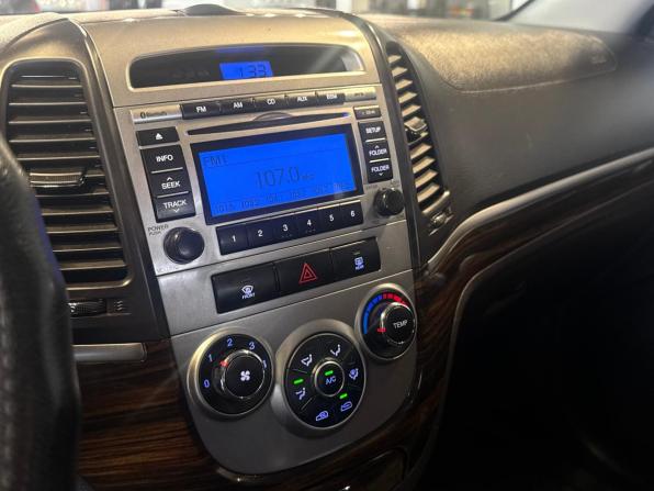 Hyundai Santa Fe II Рестайлинг с пробегом 2011 года, цена 995 000 рублей, 359049 км, внедорожник, Автокод Объявления