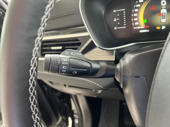 Geely Atlas Pro с пробегом 2024 года, цена 2 195 900 рублей, 60568 км, внедорожник, Автокод Объявления