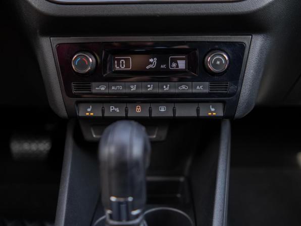 Volkswagen Polo VI с пробегом 2022 года, цена 1 777 000 рублей, 60054 км, лифтбек, Автокод Объявления