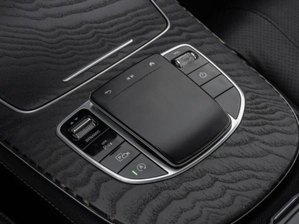 Mercedes-Benz E-Класс V (W213 S213 C238) Рестайлинг с пробегом 2021 года, цена 4 600 000 рублей, 99077 км, седан, Автокод Объявления
