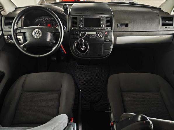 Volkswagen Multivan T5 с пробегом 2003 года, цена 1 085 000 рублей, 329998 км, минивэн, Автокод Объявления