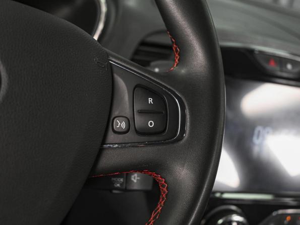 Renault Kaptur I с пробегом 2018 года, цена 1 378 000 рублей, 96773 км, внедорожник, Автокод Объявления