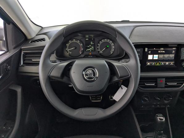 Skoda Rapid II с пробегом 2021 года, цена 1 599 000 рублей, 65066 км, лифтбек, Автокод Объявления