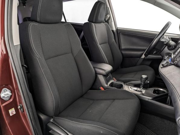 Toyota RAV4 IV (XA40) Рестайлинг с пробегом 2017 года, цена 2 100 000 рублей, 184703 км, внедорожник, Автокод Объявления