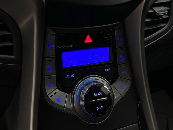 Hyundai Elantra V (MD) Рестайлинг с пробегом 2013 года, цена 1 050 000 рублей, 158893 км, седан, Автокод Объявления