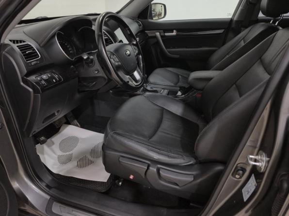 Kia Sorento II Рестайлинг с пробегом 2017 года, цена 1 870 000 рублей, 185675 км, внедорожник, Автокод Объявления
