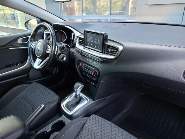 Kia Ceed III с пробегом 2019 года, цена 1 723 300 рублей, 108921 км, универсал, Автокод Объявления