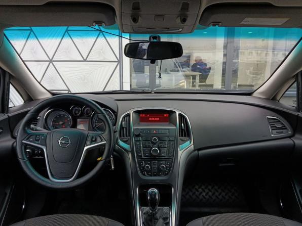Opel Astra J с пробегом 2012 года, цена 599 000 рублей, 162756 км, хэтчбек, Автокод Объявления