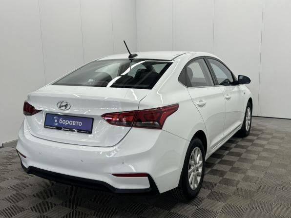 Hyundai Solaris II с пробегом 2017 года, цена 1 200 000 рублей, 96615 км, седан, Автокод Объявления
