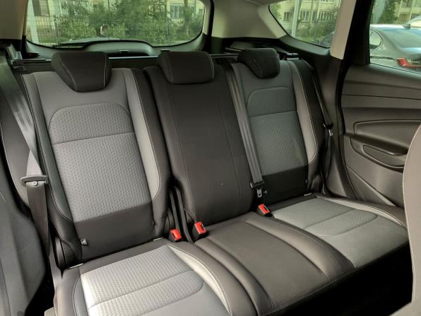 Ford Kuga II Рестайлинг с пробегом 2016 года, цена 1 500 000 рублей, 199641 км, внедорожник, Автокод Объявления