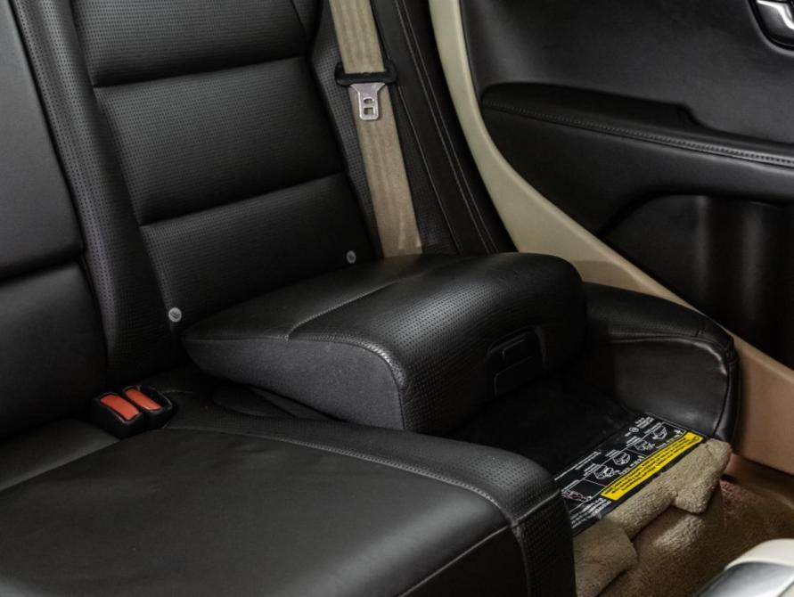 Volvo XC70 II Рестайлинг Санкт-Петербург  - изображение 26