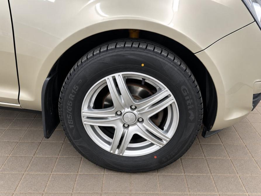 Opel Corsa D Москва  - изображение 14