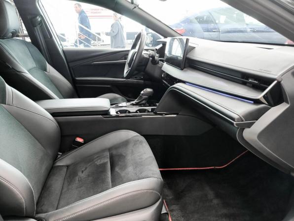 Toyota Camry IX (XV80) China Market с пробегом 2026 года, цена 3 990 000 рублей, 18000 км, седан, Автокод Объявления