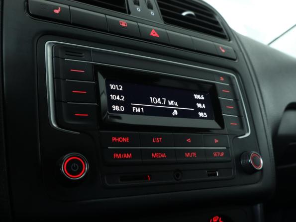 Volkswagen Polo V Рестайлинг с пробегом 2016 года, цена 849 000 рублей, 165555 км, седан, Автокод Объявления