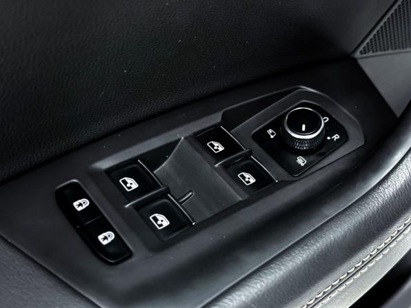 Volkswagen Touareg III с пробегом 2018 года, цена 5 650 000 рублей, 111049 км, внедорожник, Автокод Объявления
