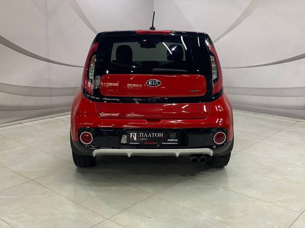 Kia Soul II Рестайлинг с пробегом 2016 года, цена 1 349 000 рублей, 172000 км, хэтчбек, Автокод Объявления