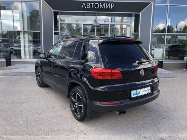 Volkswagen Tiguan I Рестайлинг с пробегом 2011 года, цена 884 000 рублей, 393599 км, внедорожник, Автокод Объявления