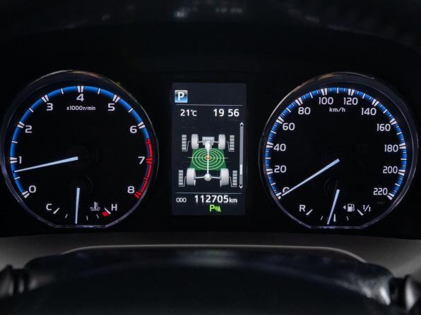 Toyota RAV4 IV (XA40) Рестайлинг с пробегом 2017 года, цена 2 895 000 рублей, 112705 км, внедорожник, Автокод Объявления