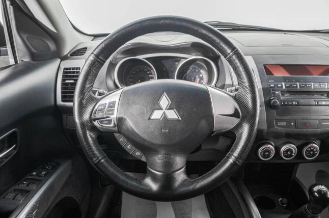 Mitsubishi Outlander II с пробегом 2008 года, цена 939 000 рублей, 288400 км, внедорожник, Автокод Объявления