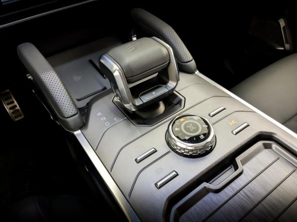 JETOUR T2 с пробегом 2024 года, цена 2 965 000 рублей, 49532 км, внедорожник, Автокод Объявления