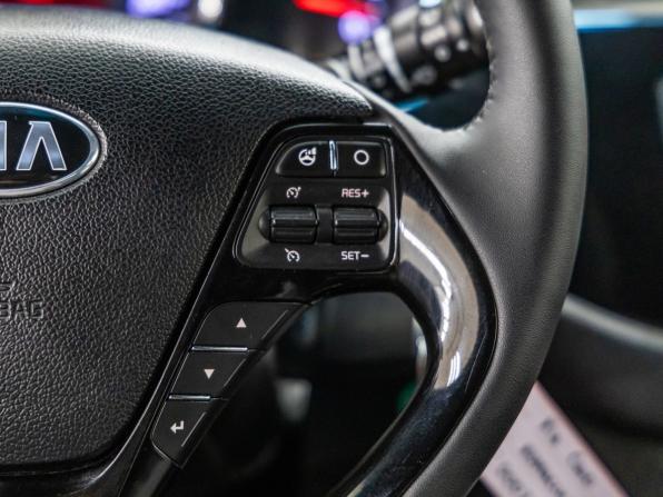 Kia Ceed II с пробегом 2015 года, цена 978 000 рублей, 177265 км, хэтчбек, Автокод Объявления