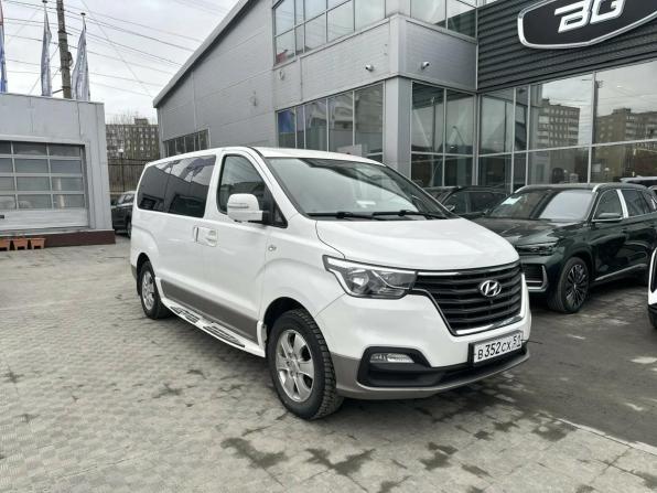 Hyundai Grand Starex I Рестайлинг 2 с пробегом 2019 года, цена 3 499 000 рублей, 87422 км, минивэн, Автокод Объявления