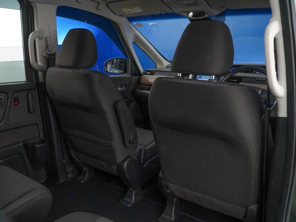 Honda Freed II Рестайлинг с пробегом 2021 года, цена 2 177 900 рублей, 40167 км, компактвэн, Автокод Объявления