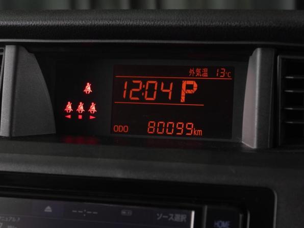 Toyota Roomy I Рестайлинг с пробегом 2022 года, цена 1 099 000 рублей, 80099 км, микровэн, Автокод Объявления