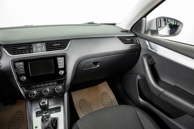 Skoda Octavia III (A7) с пробегом 2013 года, цена 1 199 000 рублей, 258000 км, лифтбек, Автокод Объявления