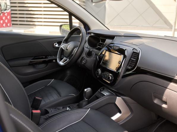 Renault Kaptur I Рестайлинг с пробегом 2020 года, цена 1 678 000 рублей, 73473 км, внедорожник, Автокод Объявления