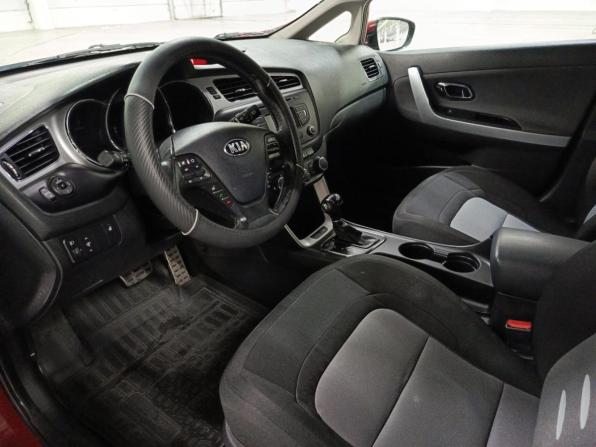 Kia Ceed II с пробегом 2013 года, цена 955 000 рублей, 218720 км, универсал, Автокод Объявления