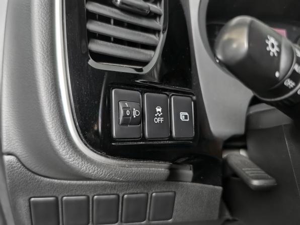 Mitsubishi Outlander III Рестайлинг 3 с пробегом 2021 года, цена 2 499 000 рублей, 103985 км, внедорожник, Автокод Объявления