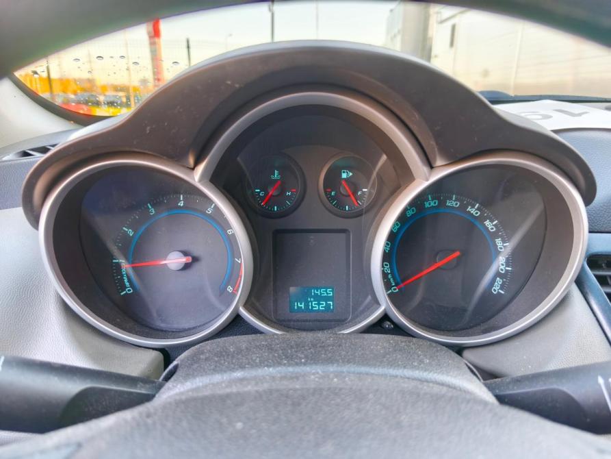 Chevrolet Cruze I Санкт-Петербург  - изображение 10