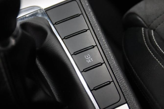 Volkswagen Passat CC I с пробегом 2011 года, цена 845 450 рублей, 199970 км, седан, Автокод Объявления