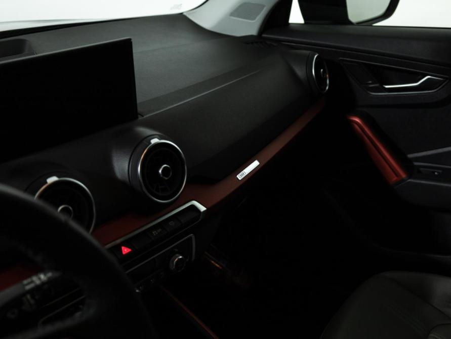 Audi Q2 I Санкт-Петербург  - изображение 16