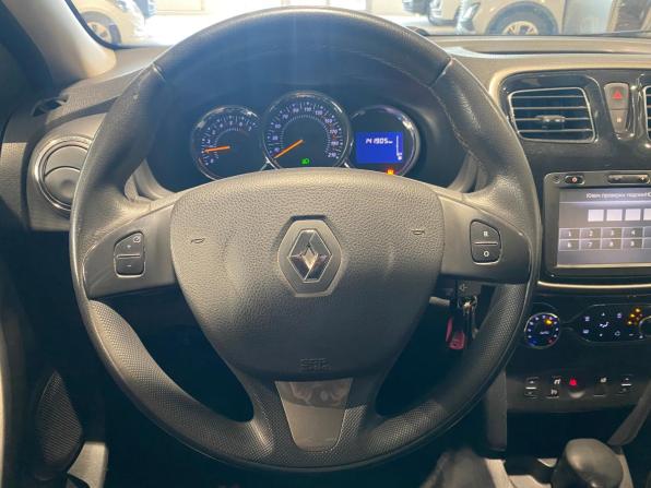 Renault Sandero II с пробегом 2014 года, цена 850 000 рублей, 141905 км, хэтчбек, Автокод Объявления