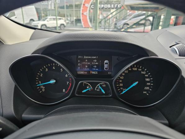 Ford Kuga II Рестайлинг с пробегом 2017 года, цена 1 599 995 рублей, 123352 км, внедорожник, Автокод Объявления