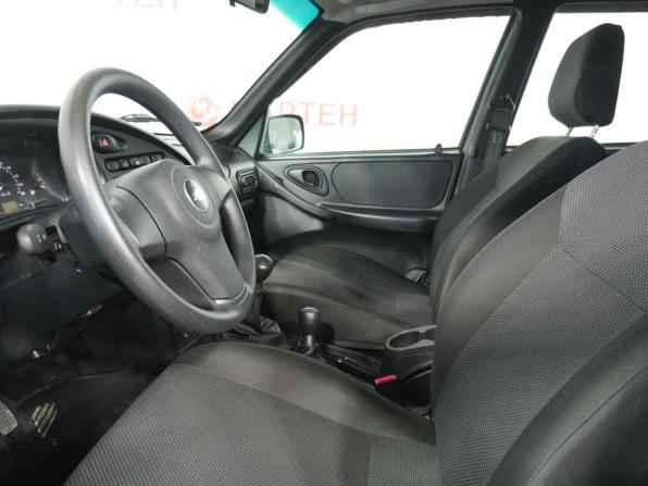 Chevrolet Niva I Рестайлинг с пробегом 2018 года, цена 777 000 рублей, 62631 км, внедорожник, Автокод Объявления